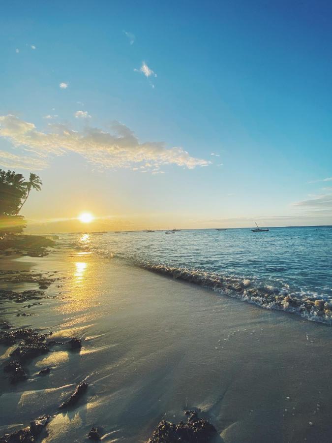 Crystal Beach Nungwi Buitenkant foto