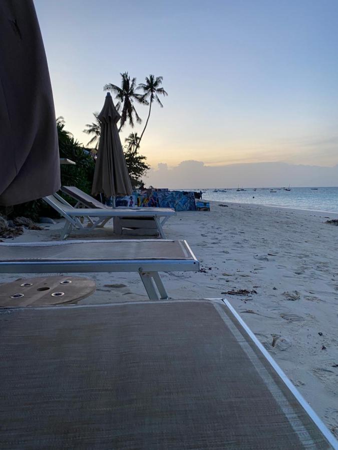 Crystal Beach Nungwi Buitenkant foto