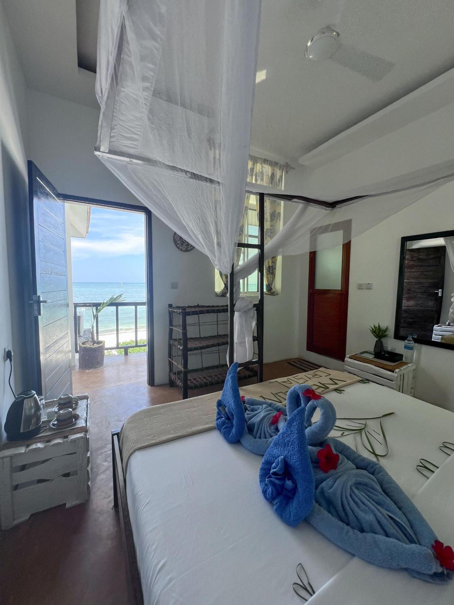 Crystal Beach Nungwi Buitenkant foto